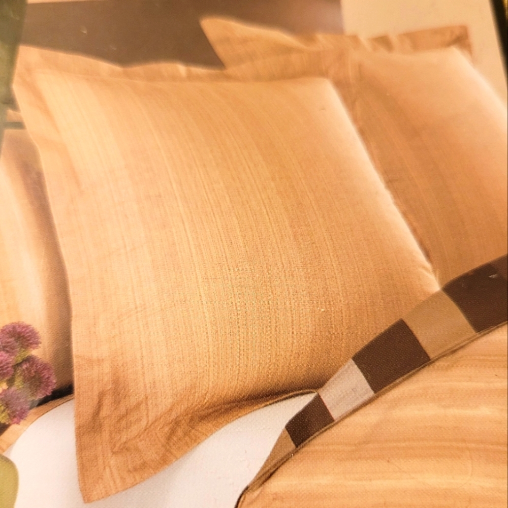 ❤️‍🔥 NWT Vince Camuto Tan Buenos Aires Euro sham